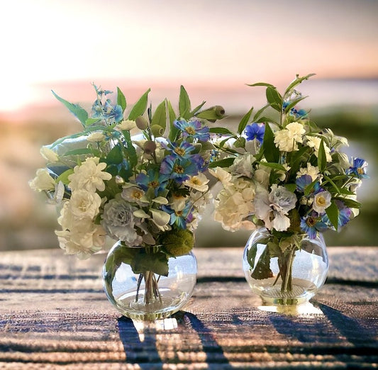 Heartfelt Funeral Arrangement: Matching Vases, Personalized Tributes, and Individual Arrangements