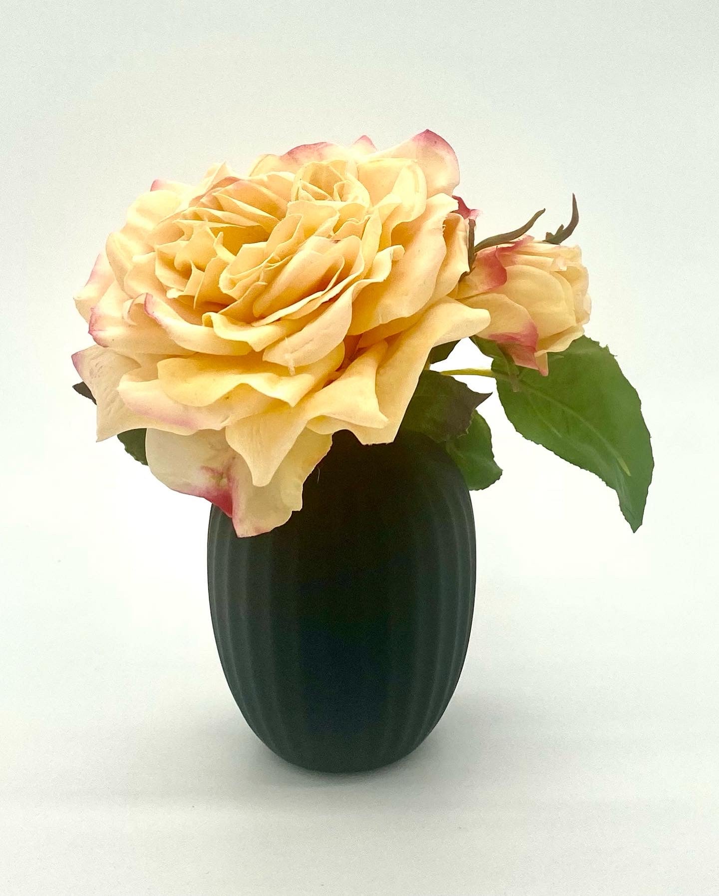 The Mini Roses: Beautifully Perfect Single Roses in Sweet Ceramic Vases