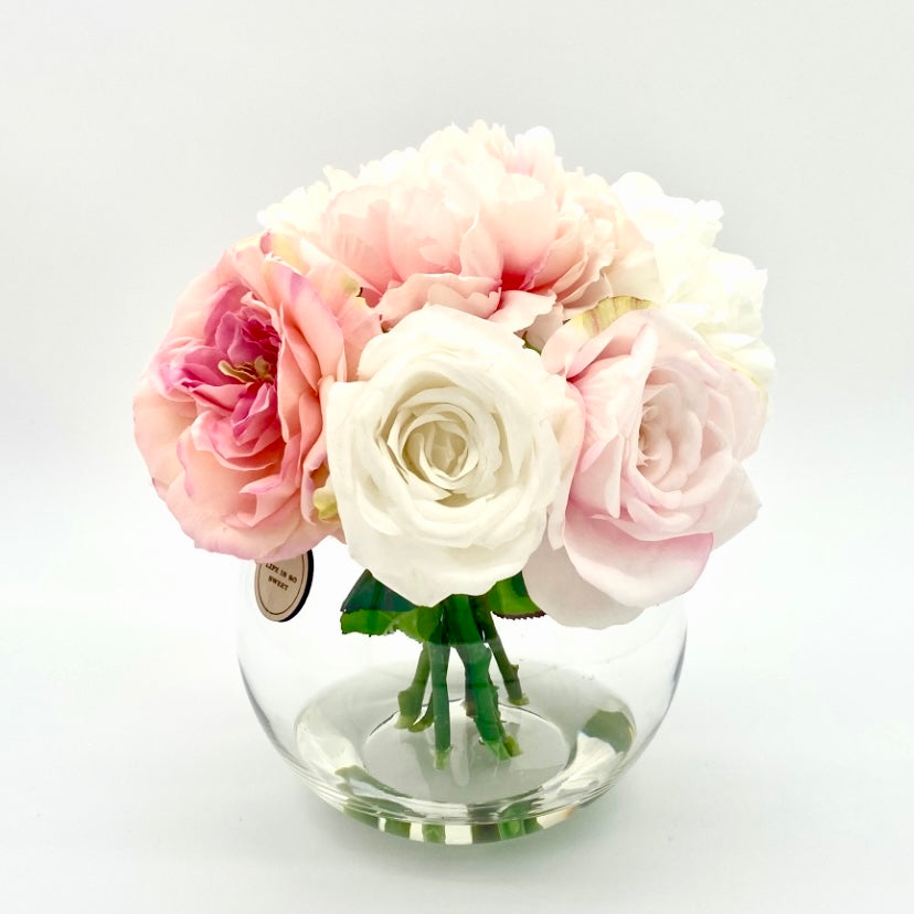 The Little Rose Fishbowl: Handmade Roses in a Crystal Clear Resin Vase